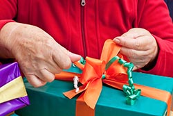 Tips for Seniors on How to Stock a Gift Drawer | Globe Life