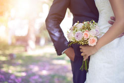 6 Reasons Newlyweds Should Consider Life Insurance | Globe Life