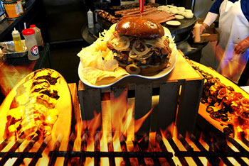 ball park food at Globe Life Park